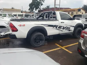 Toyota Hilux Revo Single Cab Deisel 2.8 RWD 2017 White