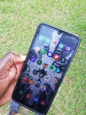 Samsung Galaxy A06 128 GB Black