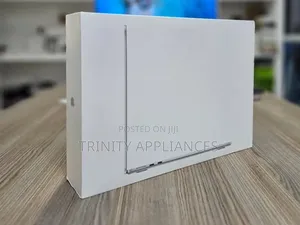 New Laptop Apple MacBook Air 2026 M5 13-inch 16GB Apple M5 SSD 512GB