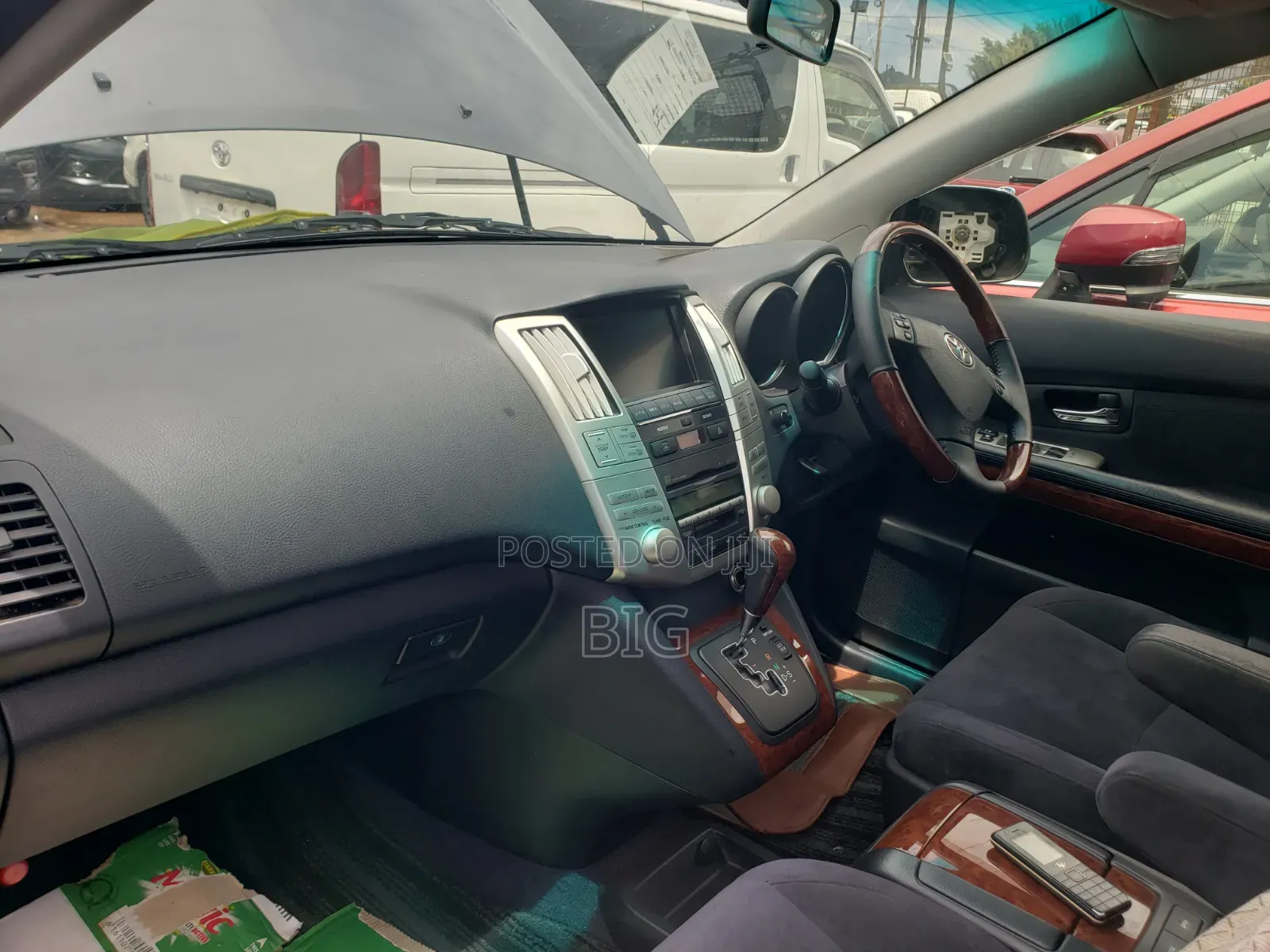 Toyota Harrier 2.4 2013 Gray