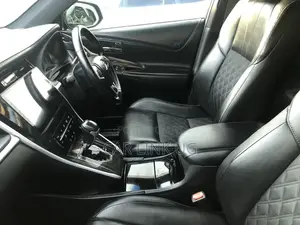 Toyota Harrier 2015 Silver