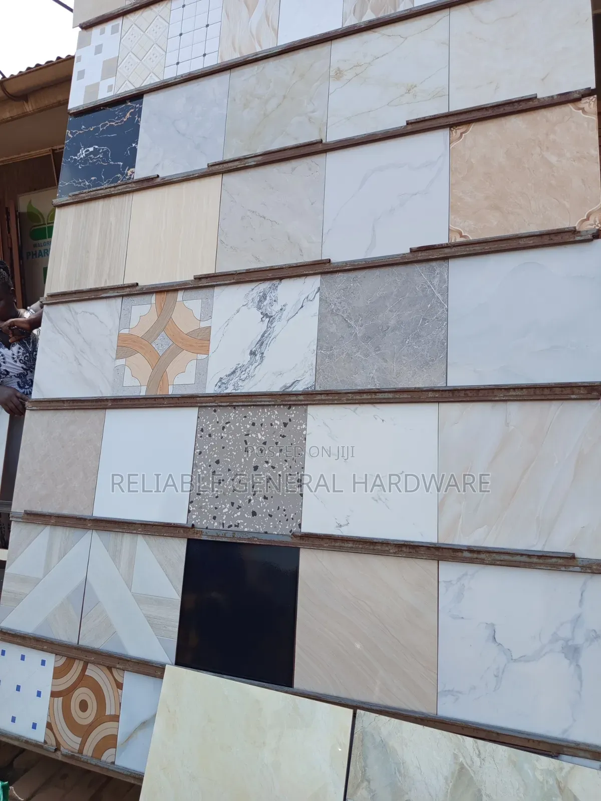 Floor Tiles 40x40 Tywford