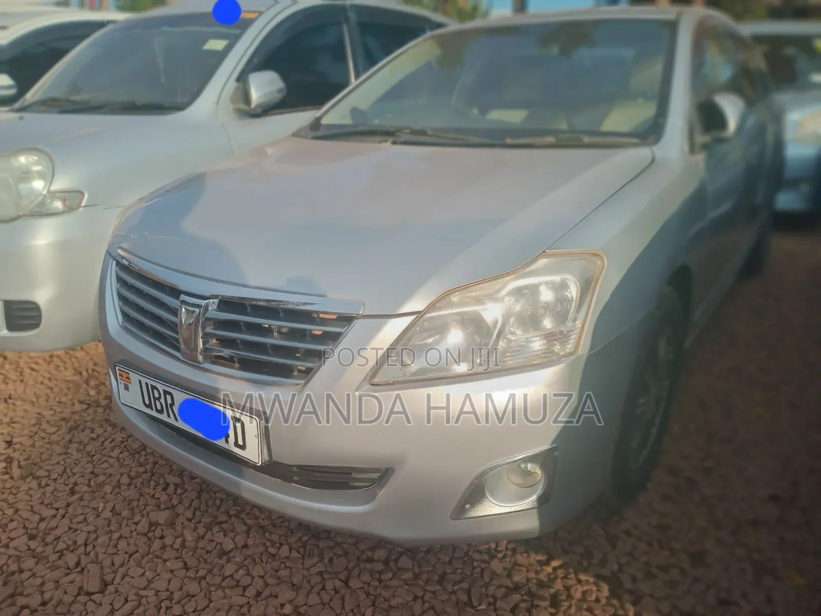 Toyota Premio 2012 Silver