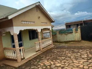 Furnished 4bdrm House in Kira for sale