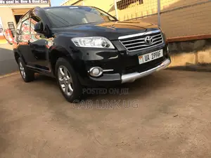 Toyota Vanguard 2011 Black