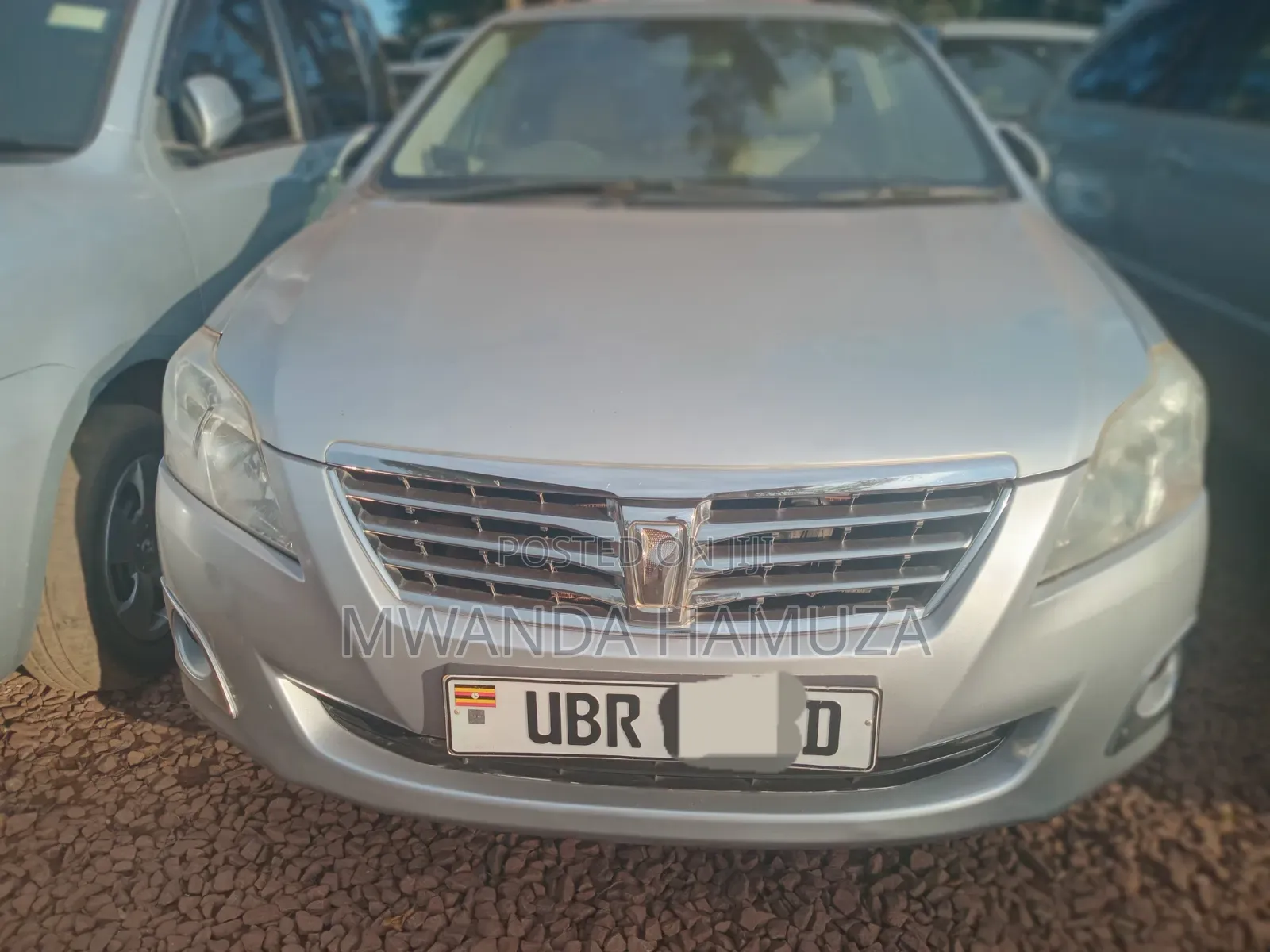 Toyota Premio 2012 Silver