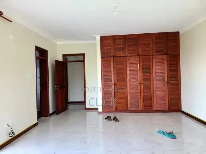 2bdrm Apartment in Gabba, Makindye for rent