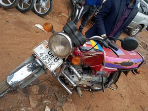 Bajaj Boxer 100 2018 Red