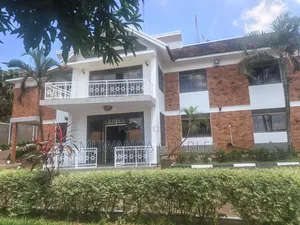 5bdrm Duplex in Fs Properties Ltd, Nakawa for rent