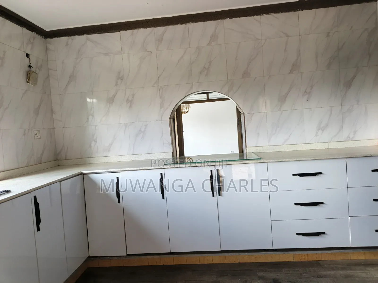 5bdrm Duplex in Fs Properties Ltd, Nakawa for rent