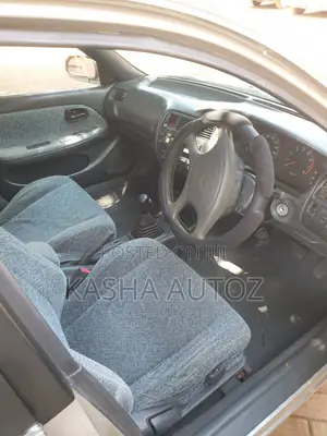 Toyota Corolla 1999 Silver