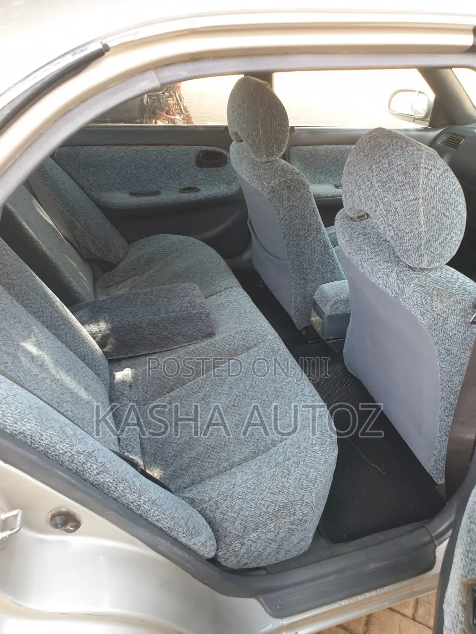 Toyota Corolla 1999 Silver