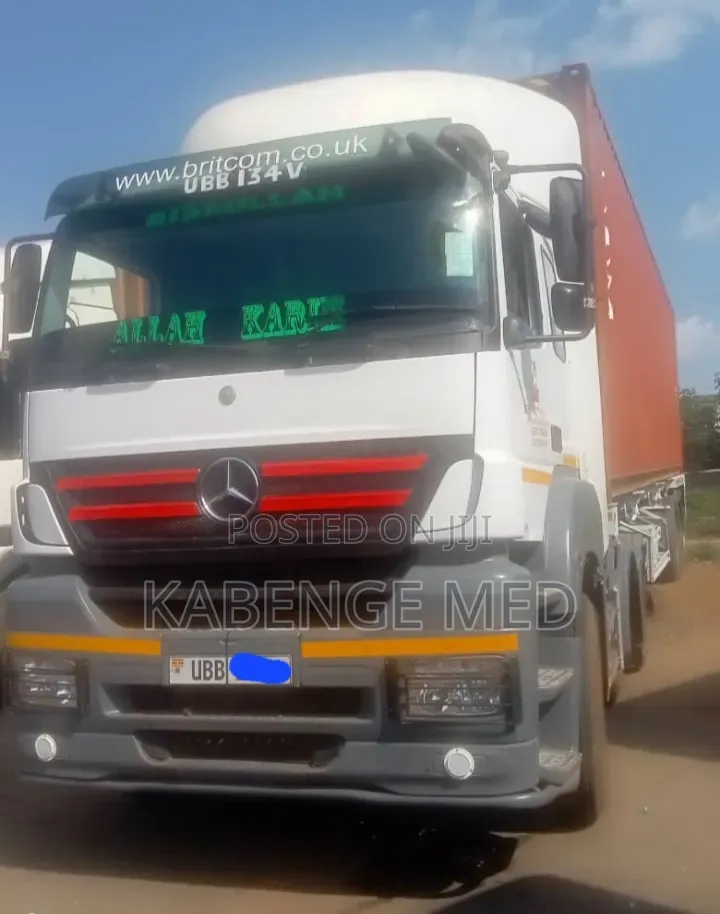 Mercedes Benz Truck Onsale