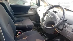 Toyota Noah 2.0 FWD (8 Seater) 2005 Black
