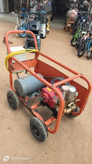 Korea Used Gasoline-Powered Pressure Washer or Sprayer.