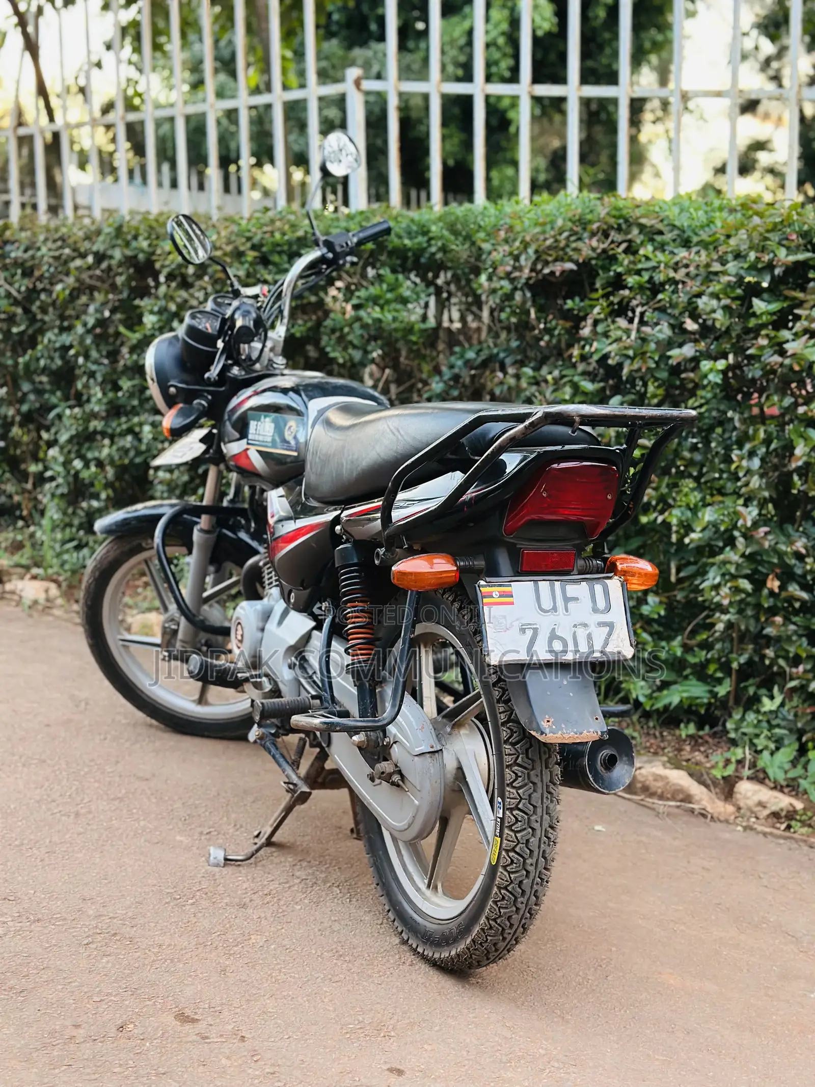 Bajaj CT 125X 2020 Red