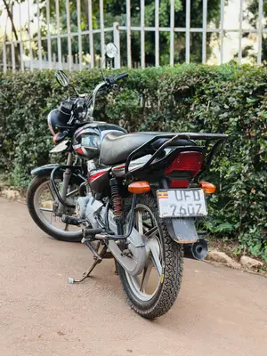Bajaj CT 125X 2020 Red
