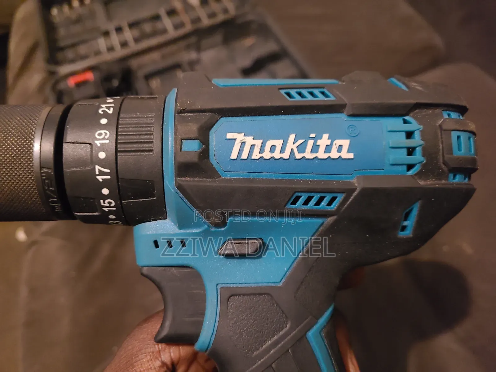Makita NTR Dc 343 Rechargable Hummer Drill