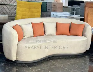 Soft Curves, Pure Elegance
