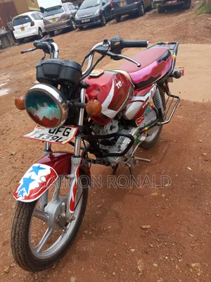 TVS HLX 125 2020 Red