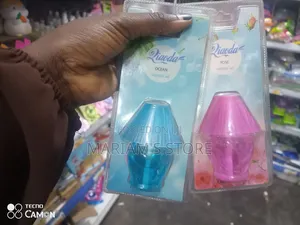 These Are Qiaoda Scented Oil Lamps For Freshening Rooms. ]