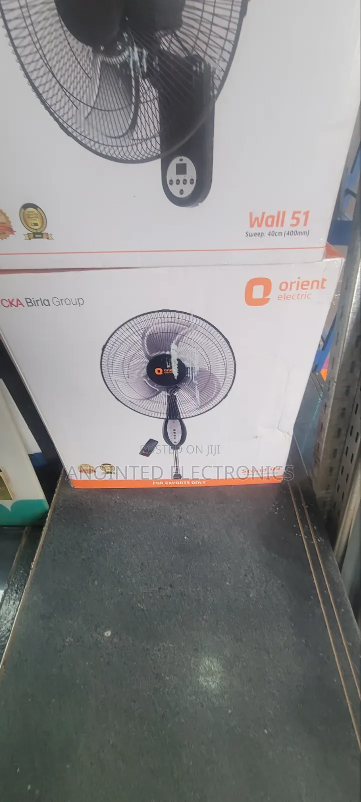 Orient Orient Original Fan With a Remote