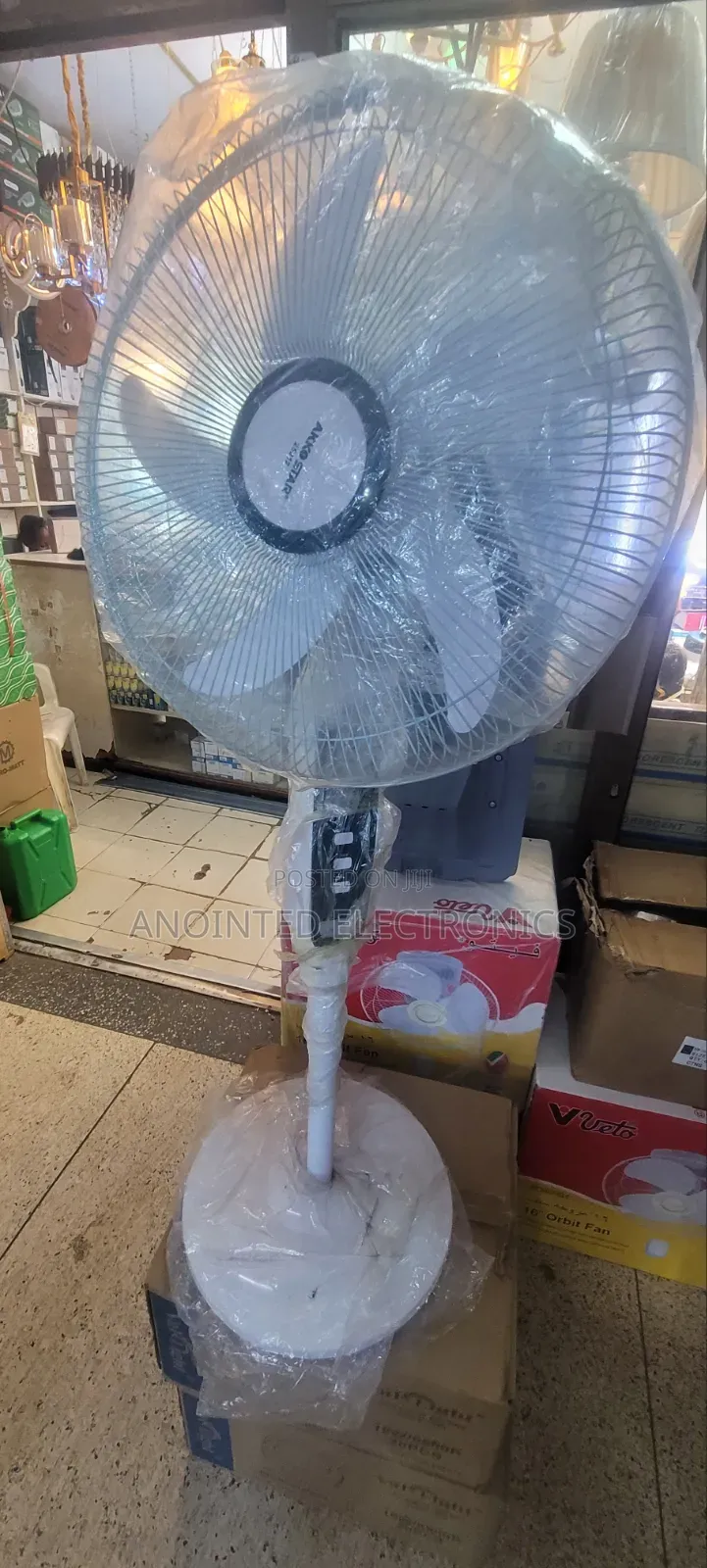 Rechargeable Heavy-Duty Standing Fan