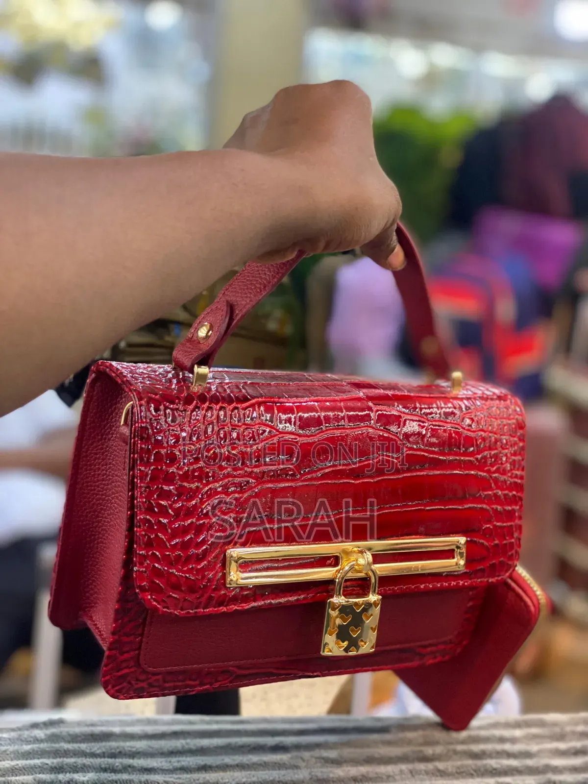 Redd and Blackcrocodile-Textured Structured Handba