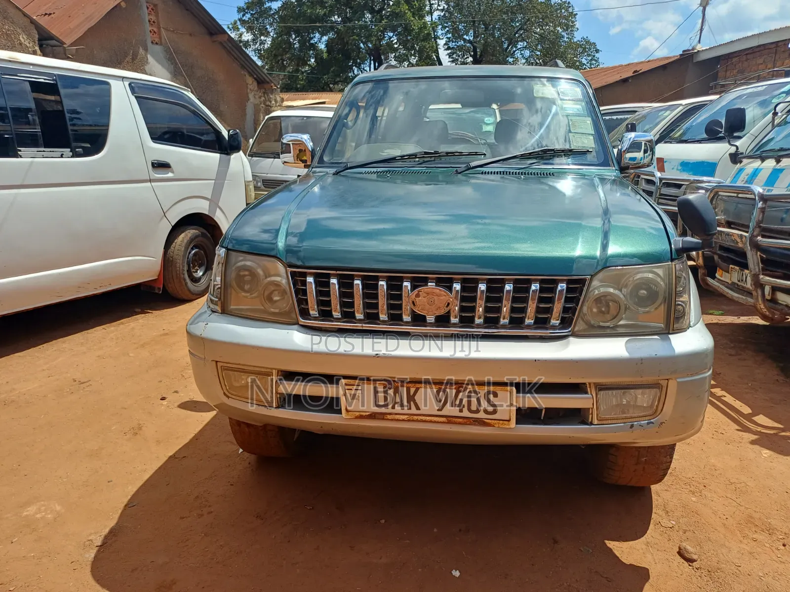 Toyota Land Cruiser Prado 2000 Green