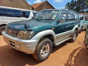 Toyota Land Cruiser Prado 2000 Green