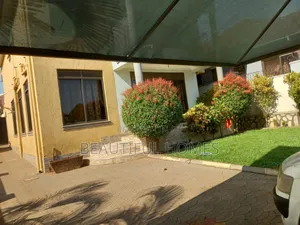 Furnished 4bdrm Duplex in Naalya, Central Division for sale