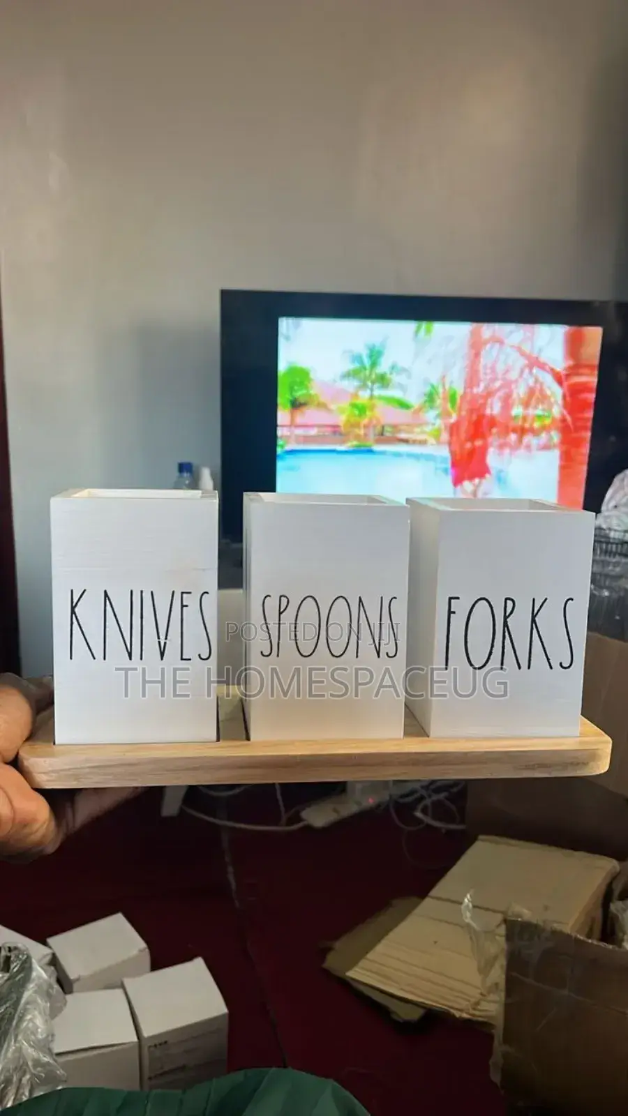 Dining Table Organisation