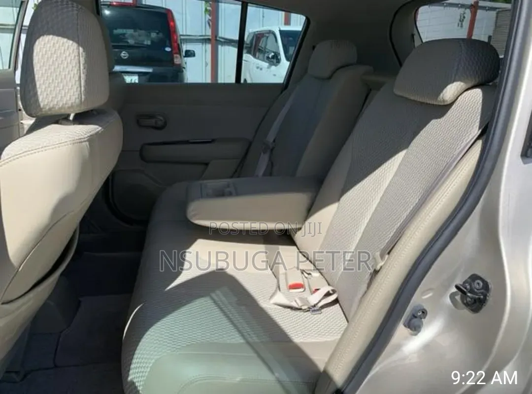 Nissan Tiida 2012 Gold