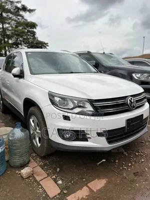 Volkswagen Tiguan 2.0 S Automatic 2012 White
