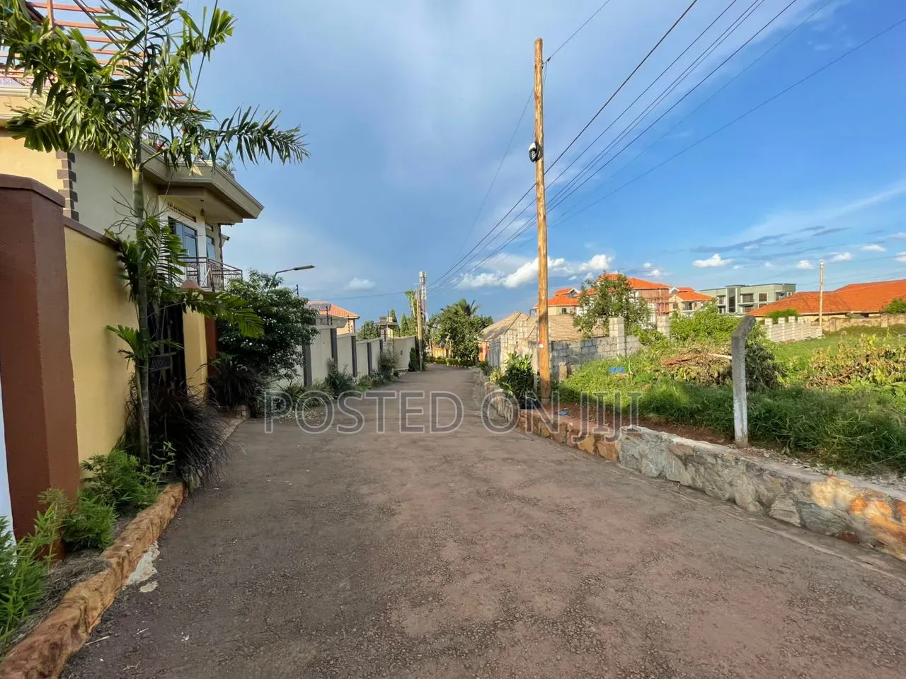 40 Decimals Prime Plot for Sale at Kyanja Ring Road Ask 920m Ugx