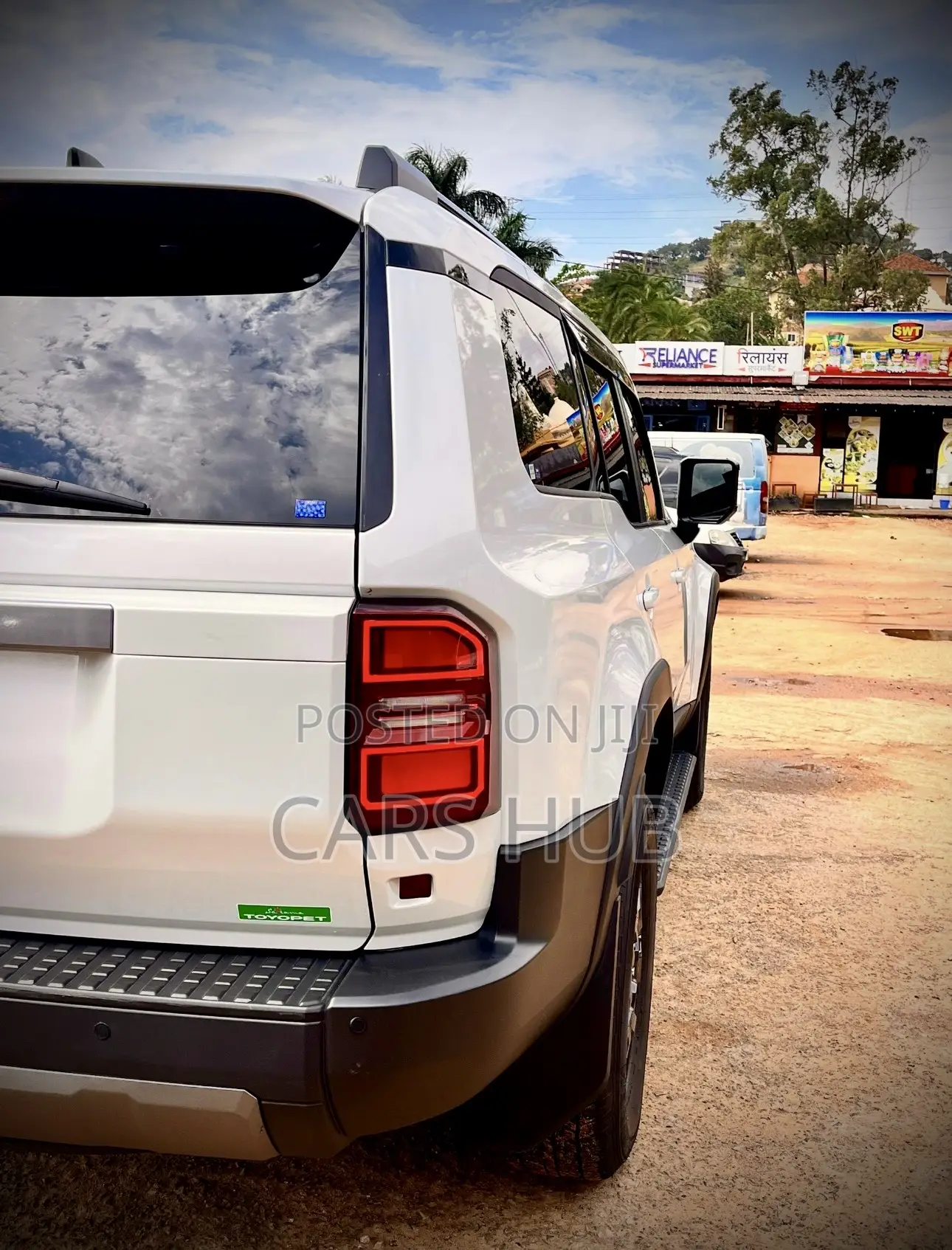 Toyota Land Cruiser Prado 2.8 2024 White