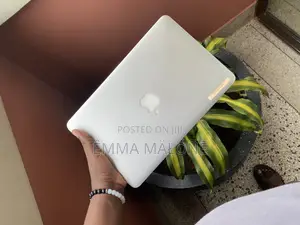 Laptop Apple MacBook Air 2015 4GB Intel Core i5 SSD 128GB