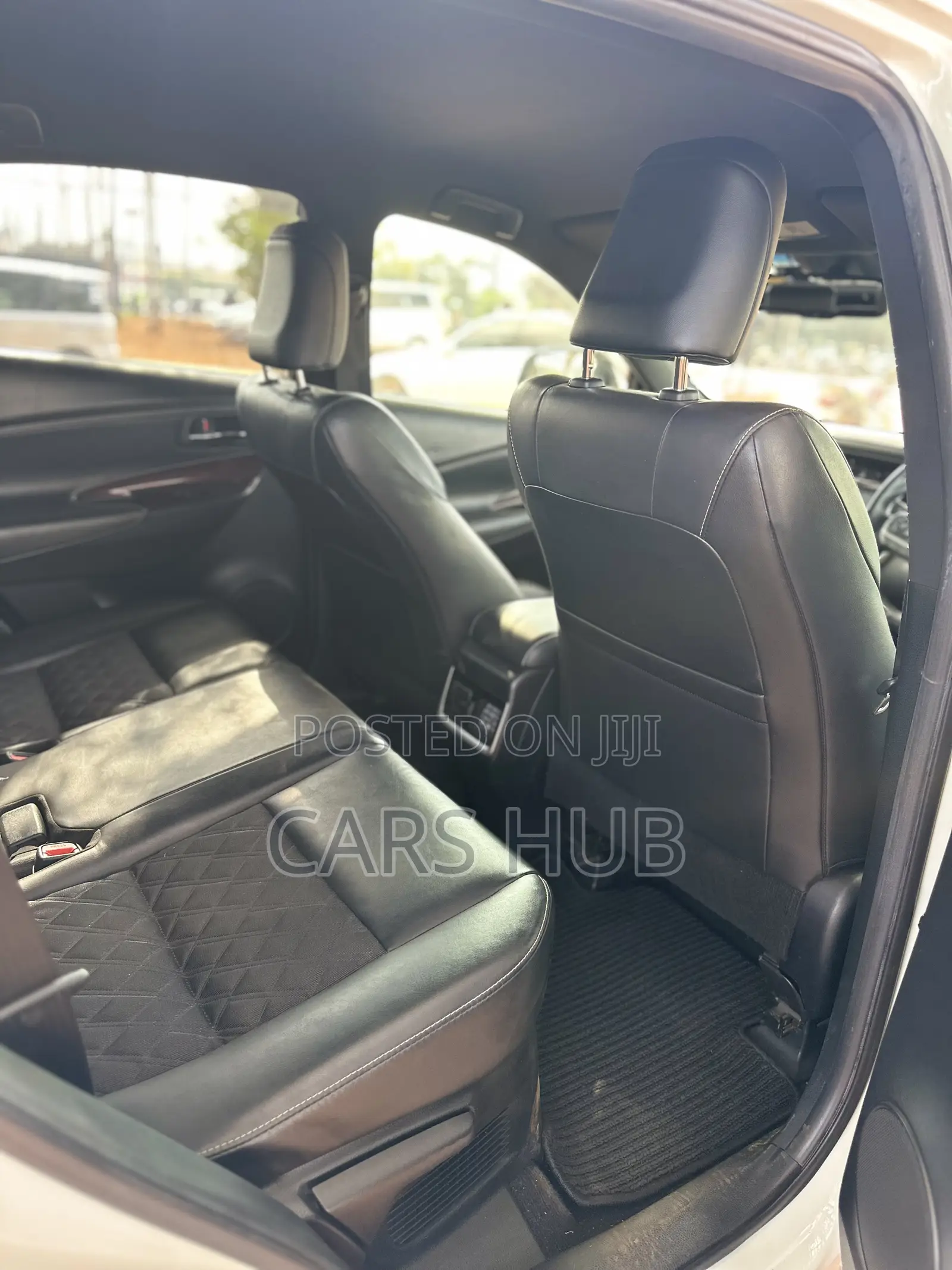Toyota Harrier 2.0 2016 White