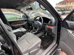 Toyota Land Cruiser Prado 2006 Black
