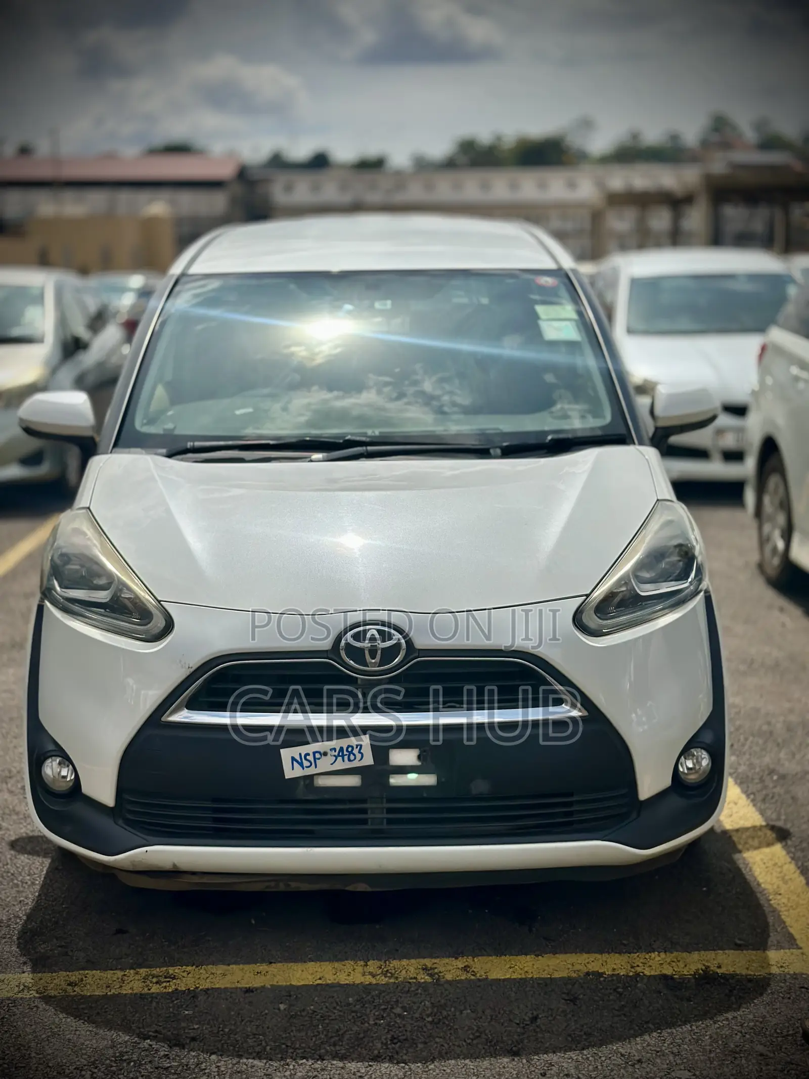 Toyota Sienta 1.5 AWD 2016 White