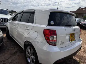 Toyota IST 2008 White