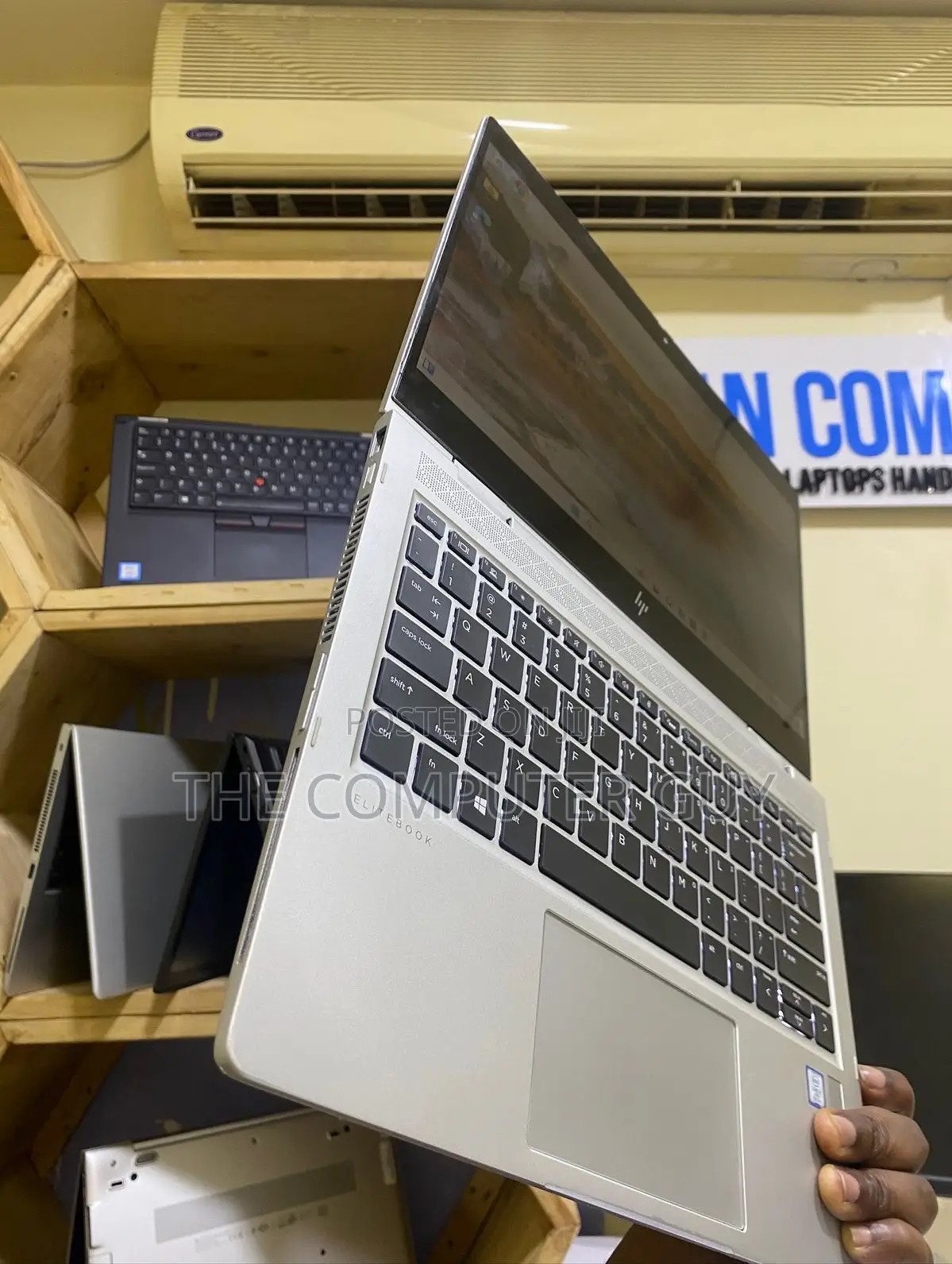 New Laptop HP EliteBook 1030 G1 8GB Intel Core i7 SSD 256GB