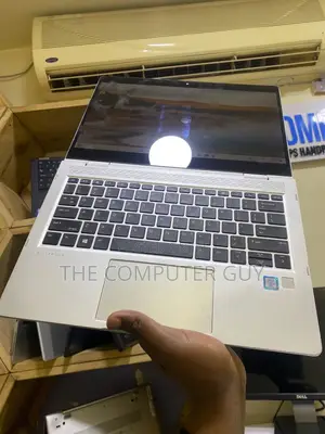 New Laptop HP EliteBook 1030 G1 8GB Intel Core i7 SSD 256GB