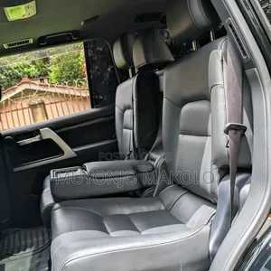 Toyota Land Cruiser 2017 Black