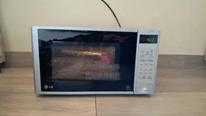 Lucid Microwave 25ltrs
