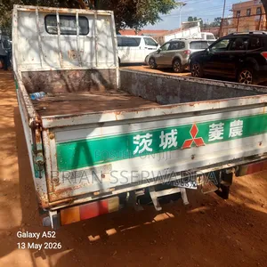 Mitshubishi Canter Truck