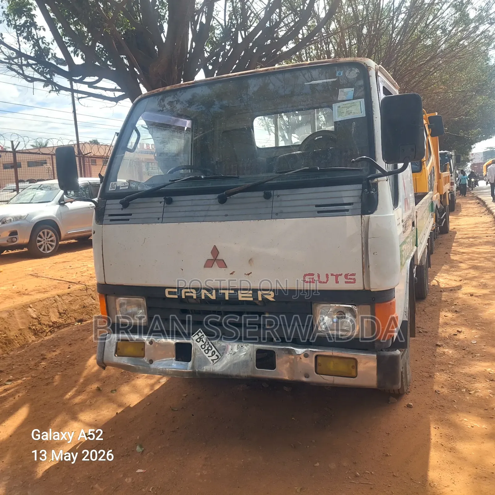 Mitshubishi Canter Truck