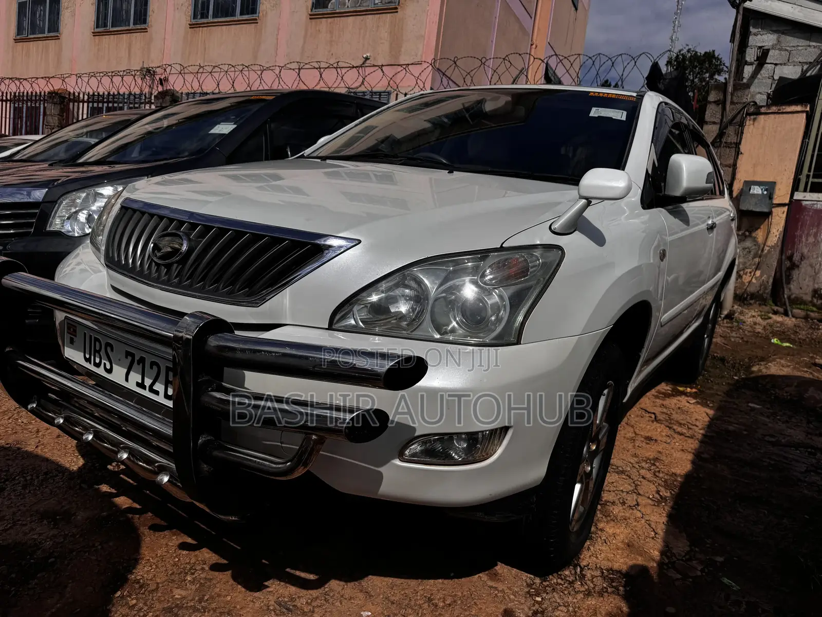 Toyota Harrier 2010 White