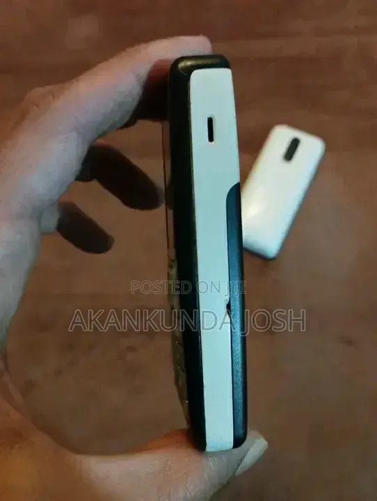 New Nokia 1110i Black