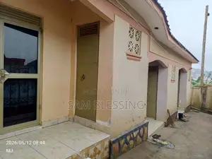 3bdrm Duplex in Bulenga, Central Division for sale